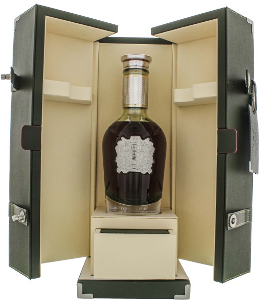 Chivas Regal Blended Scotch Whisky The Icon 0,7L 43%